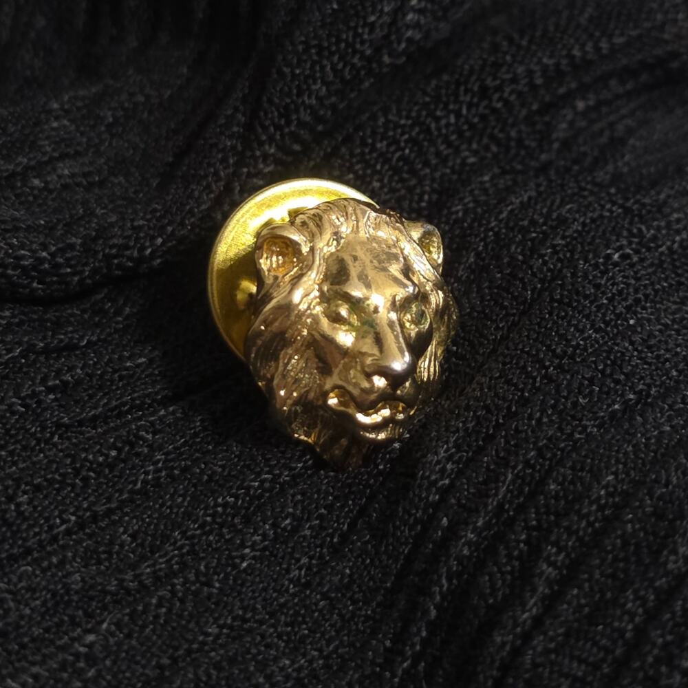 Vintage Gold Tone Lion Head Tie Tack Lapel Pin Leo Figural Jewelry